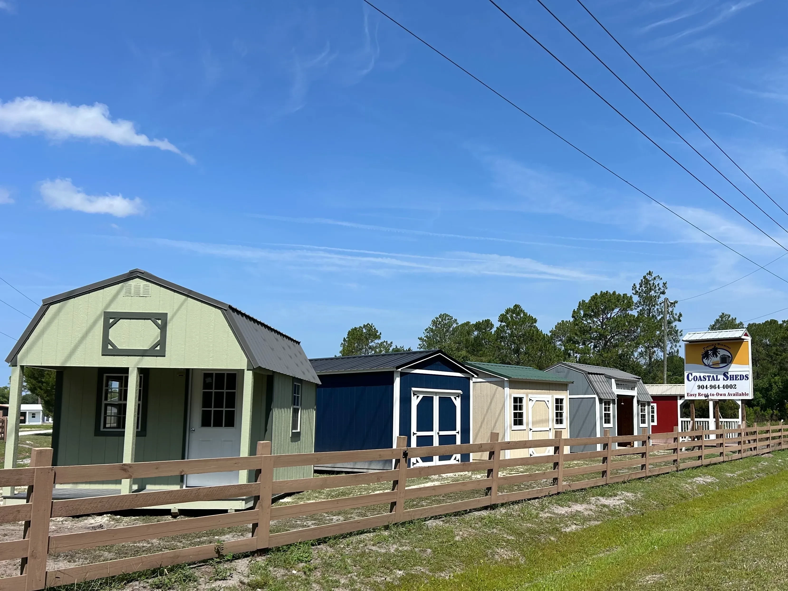 Lots of sheds on the home lot in Starke, FL