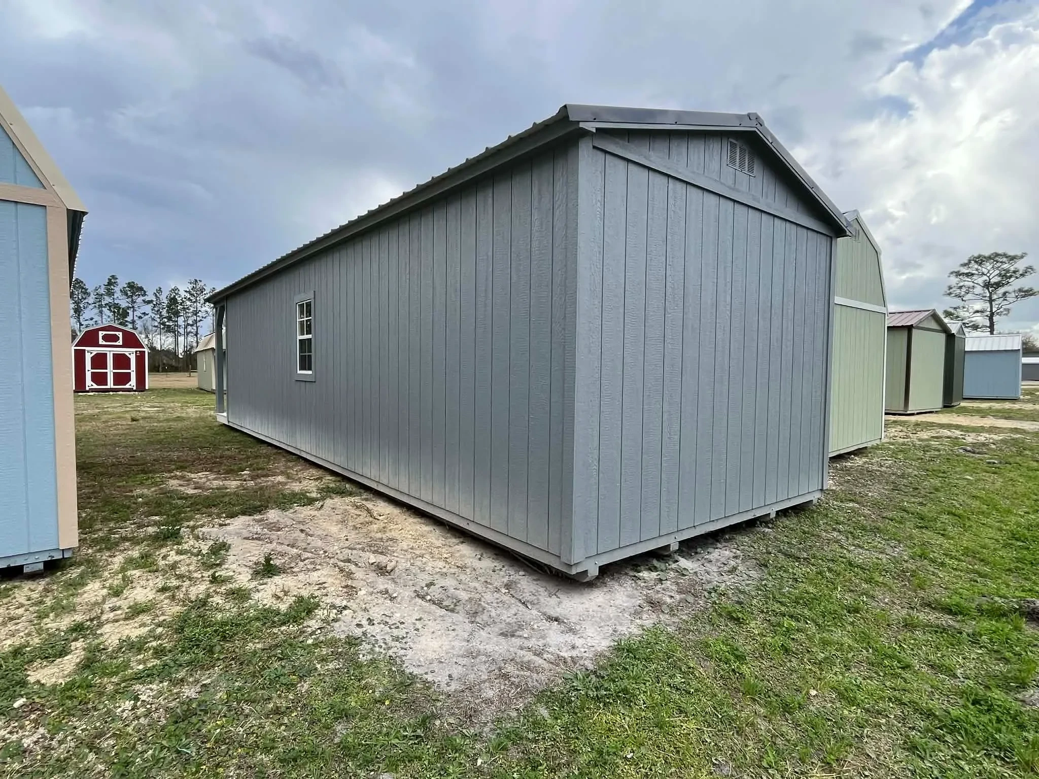 Exterior right rear side of a dark grey 12x36 Cabin